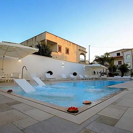 فندق مبيت وإفطار Il Baiocco Piscina & Tiggiano