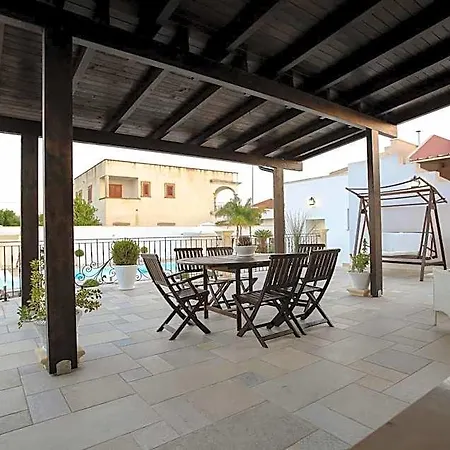 Il Baiocco Piscina & فندق مبيت وإفطار 4*