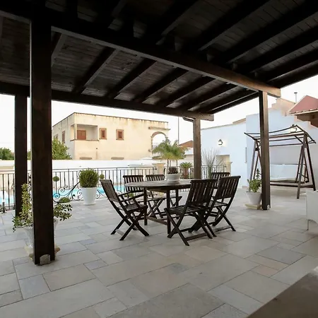 Nocleg ze śniadaniem Il Baiocco Piscina & 4*