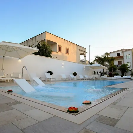 Nocleg ze śniadaniem Il Baiocco Piscina & Tiggiano